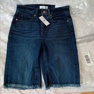 LOFT High Rise Skinny Shorts in Indigo Wash